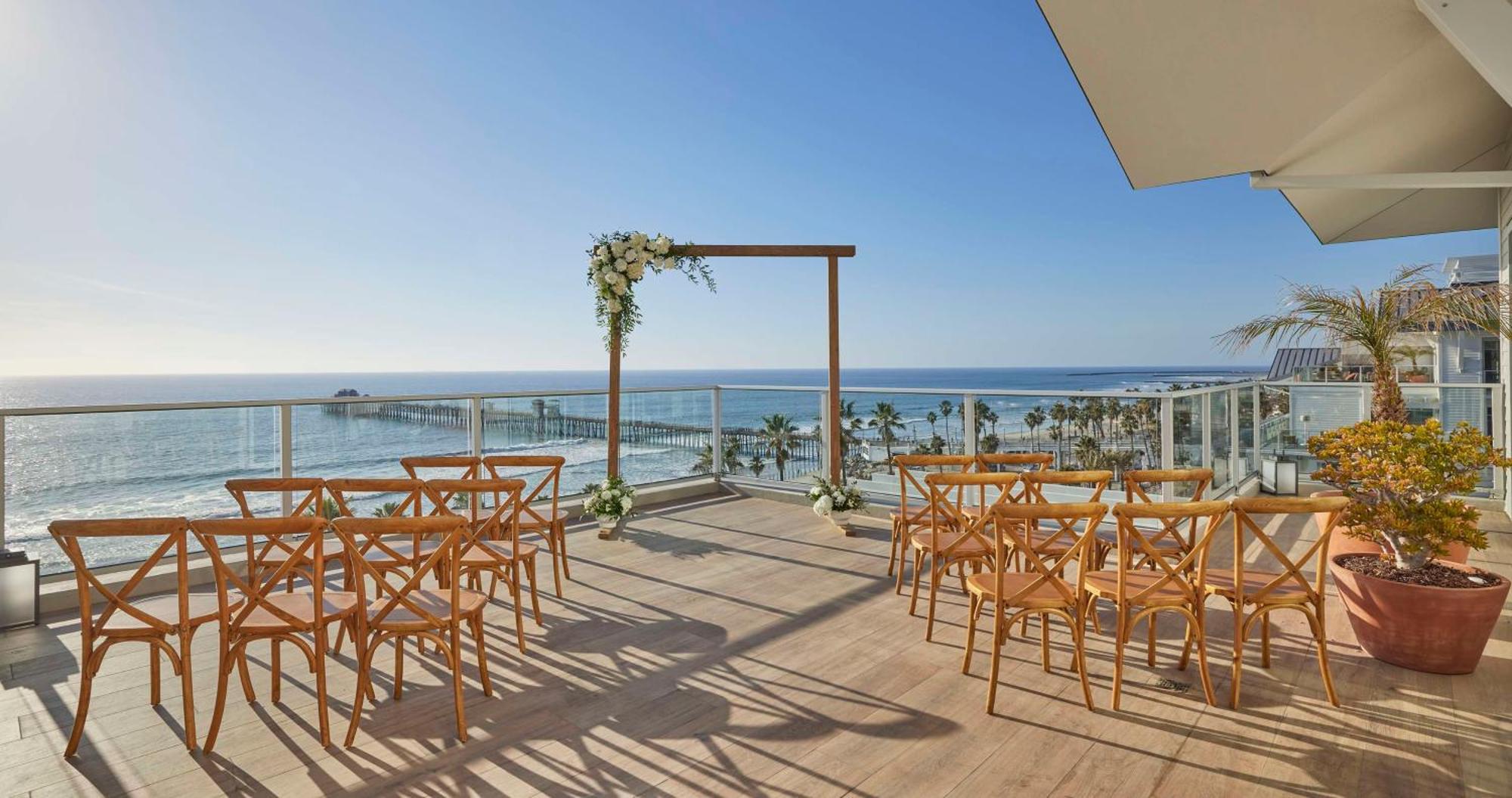 The Seabird Ocean Resort & Spa, Part Of Destination Hotel By Hyatt オーシャンサイド エクステリア 写真